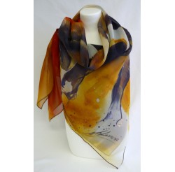 Foulard mouseeline polyester (90x90)  "Le taureau" d' Anne LAROSE